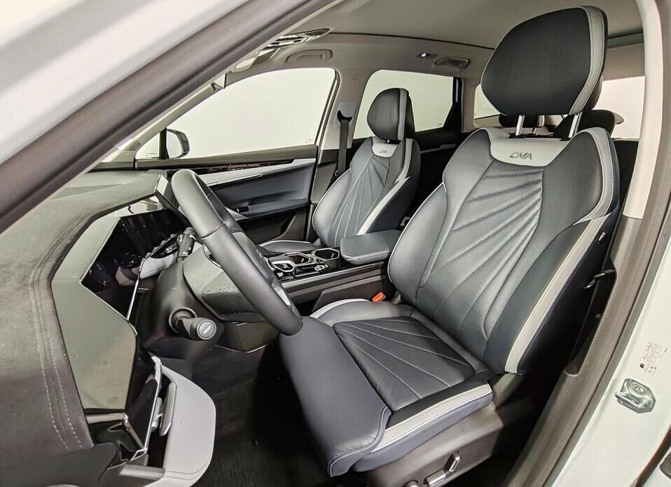 Geely Atlas, II 2.0 AMT (200 л.с.)