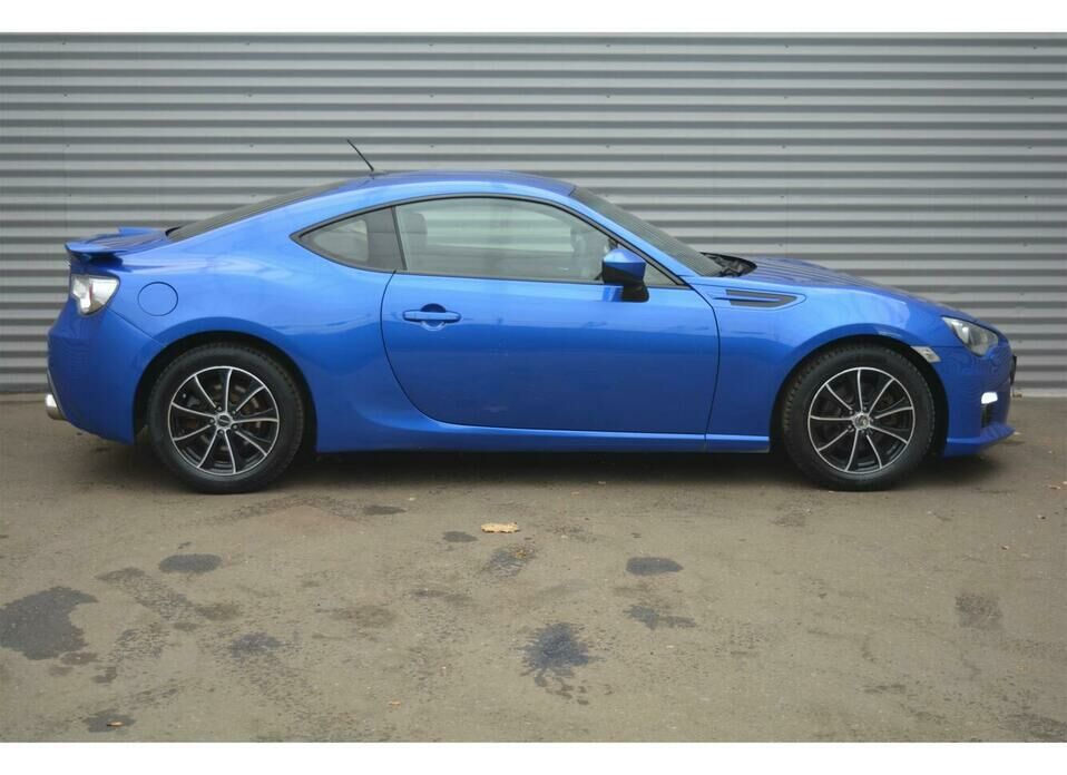 Subaru BRZ 2.0 MT (200 л.с.)