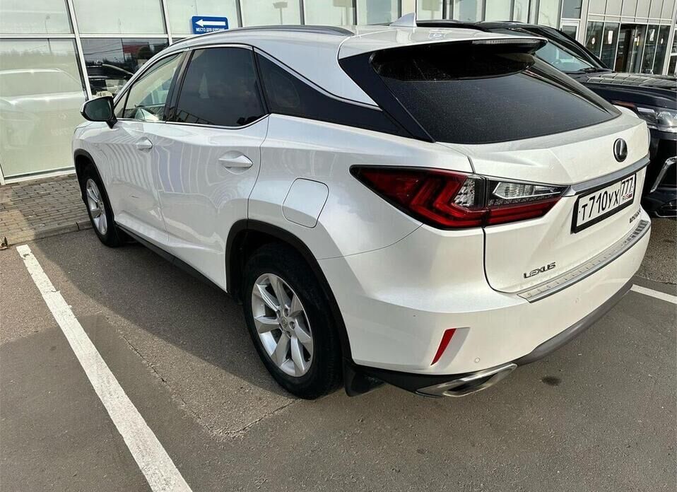 Lexus RX, IV 200t 2.0 AT (238 л.с.) 4WD