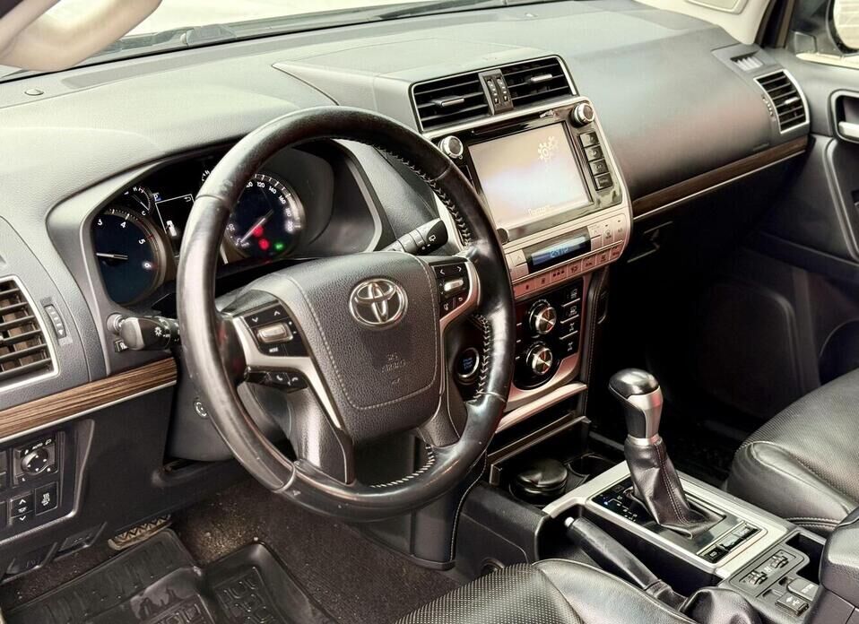 Toyota Land Cruiser Prado, 150 Series Рестайлинг 2 2.8d AT (177 л.с.) 4WD