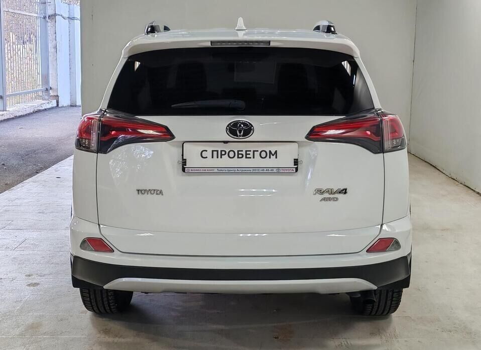 Toyota RAV4, IV (XA40) Рестайлинг 2.0 CVT (146 л.с.) 4WD