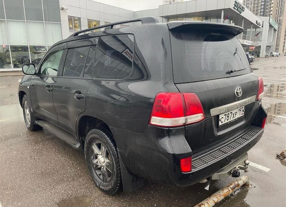 Toyota Land Cruiser, 200 Series 4.5d AT (235 л.с.) 4WD