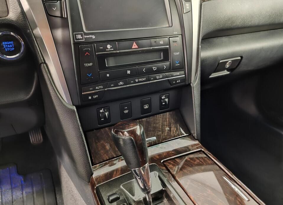 Toyota Camry, VII (XV50) Рестайлинг 3.5 AT (249 л.с.)