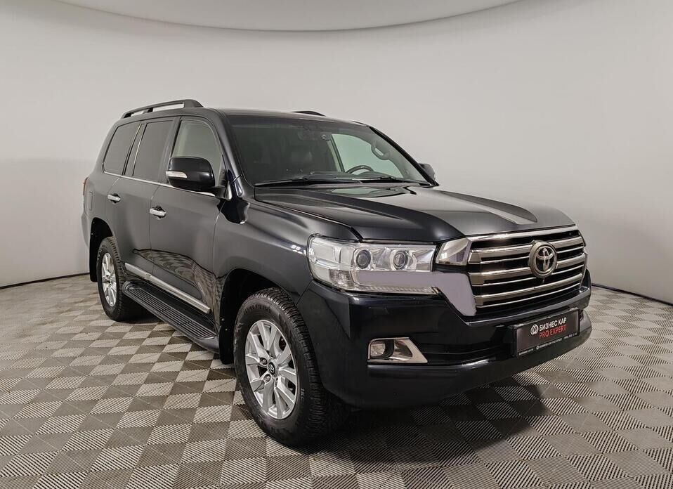 Toyota Land Cruiser, 200 Series Рестайлинг 2 4.5d AT (249 л.с.) 4WD