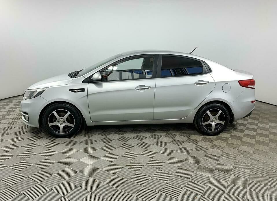 Kia Rio 1.6 AT (123 л.с.)