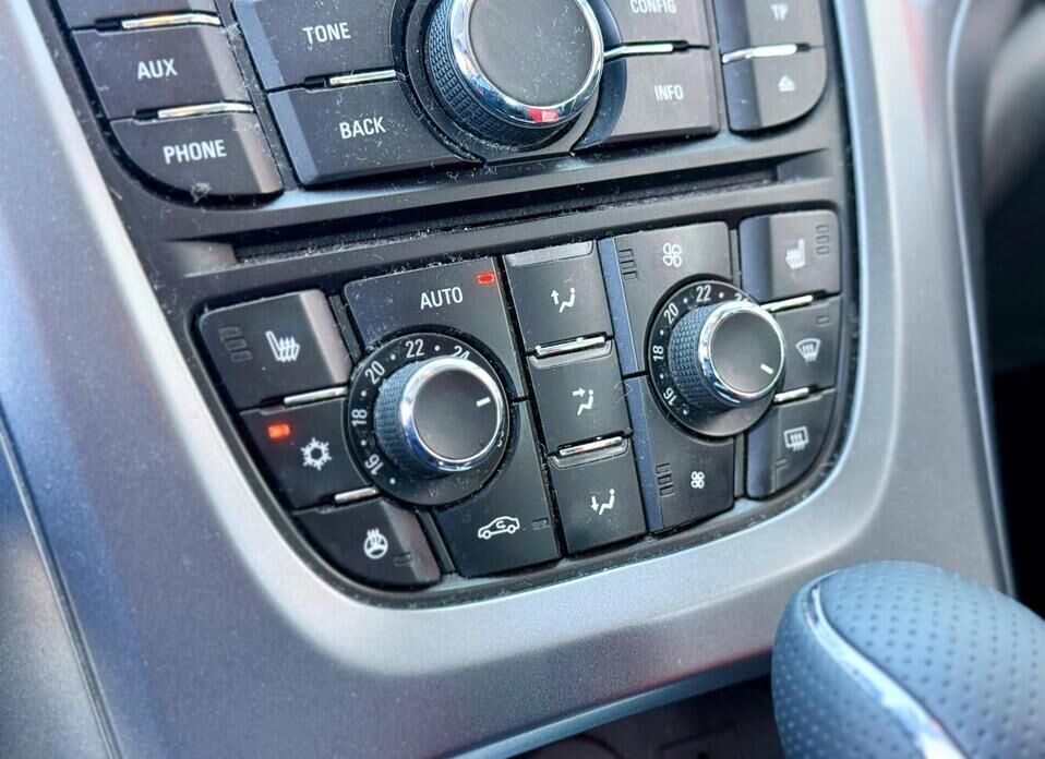 Opel Astra, J Рестайлинг 1.4 AT (140 л.с.)