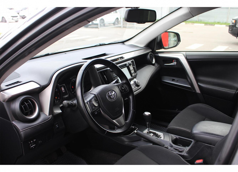 Toyota RAV4, IV (CA40) Рестайлинг 2.0 CVT (146 л.с.) 4WD