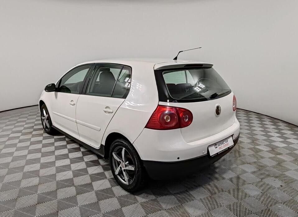 Volkswagen Golf, V 1.6 MT (102 л.с.)