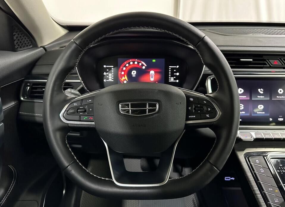 Geely Atlas Pro 1.5 AT (150 л.с.)