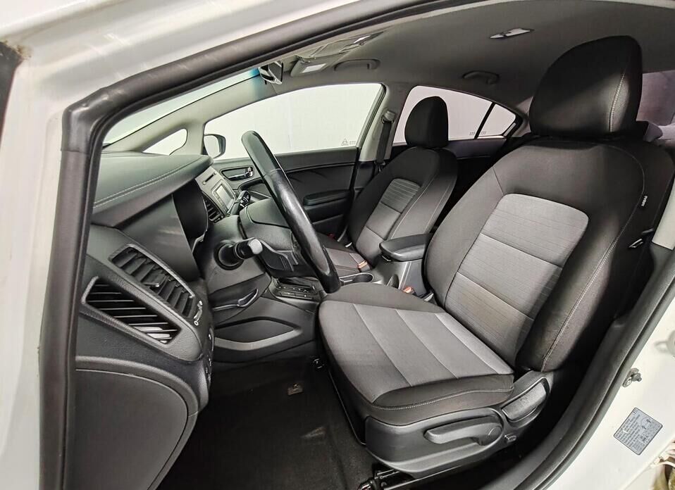 Kia Cerato, III 2.0 AT (150 л.с.)