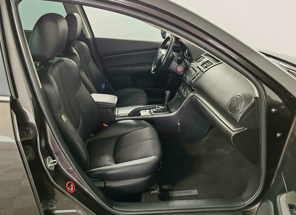 Mazda 6 2.0 AT (147 л.с.)