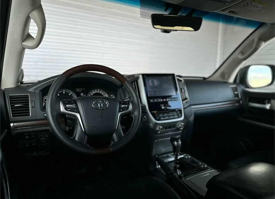 Toyota Land Cruiser 4.5d AT (249 л.с.) 4WD