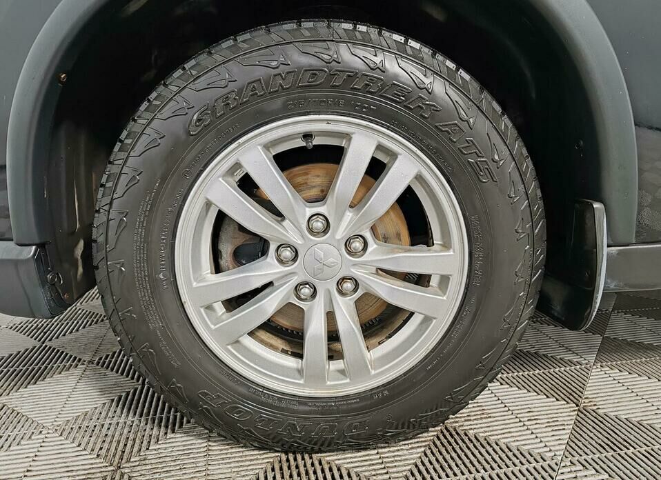 Mitsubishi Outlander 2.0 CVT (146 л.с.) 4WD