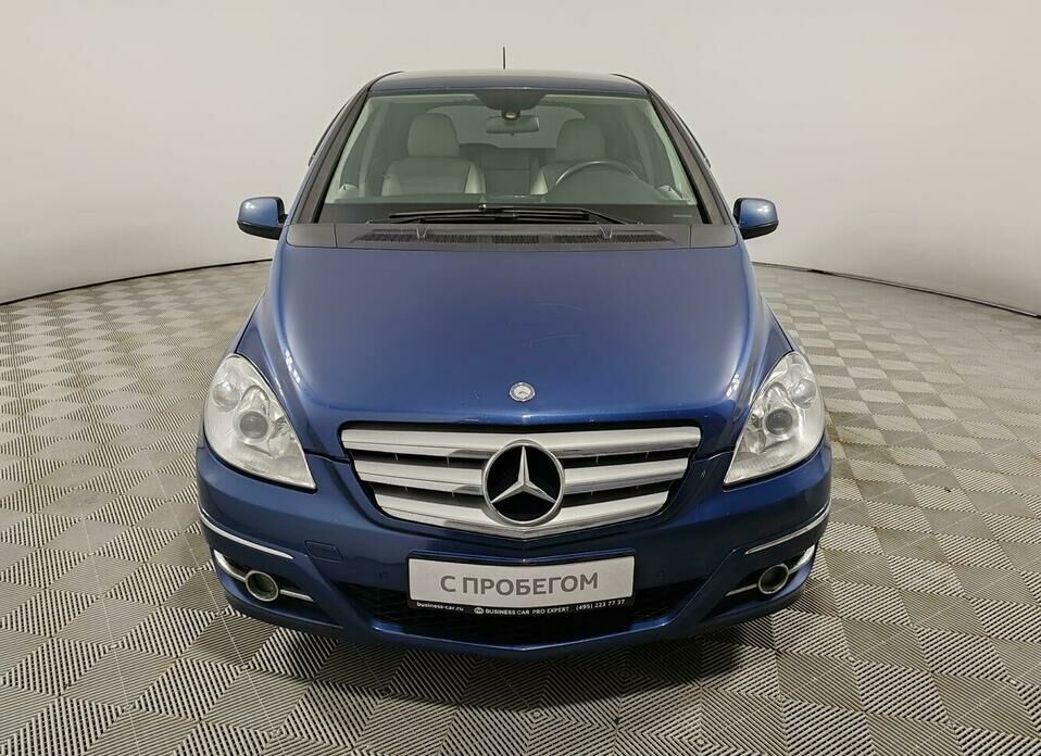 Mercedes-Benz B-Класс 200 2.0 CVT (136 л.с.)