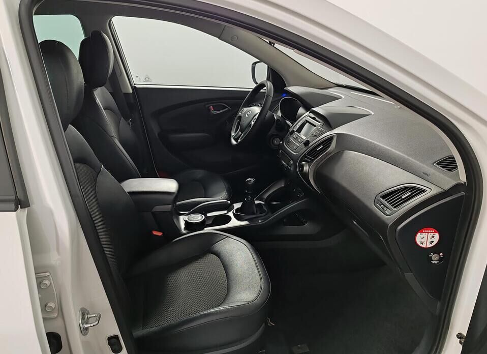 Hyundai ix35 2.0 MT (150 л.с.)