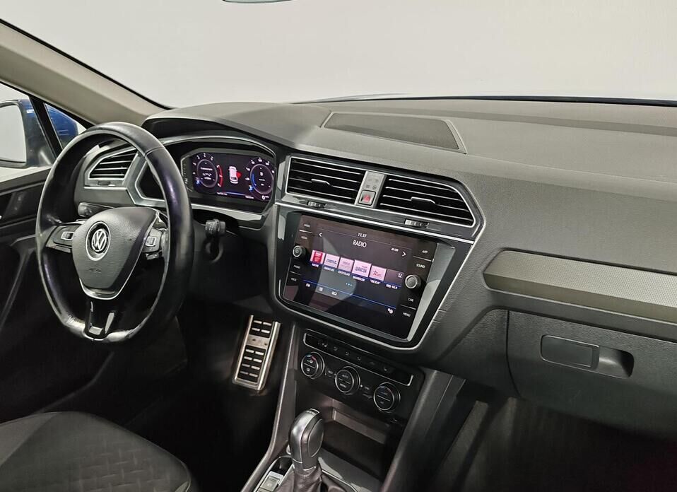 Volkswagen Tiguan, II 1.4 AMT (150 л.с.) 4WD