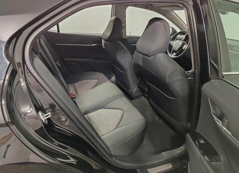 Toyota Camry, VIII (XV70) 2.5 AT (181 л.с.)
