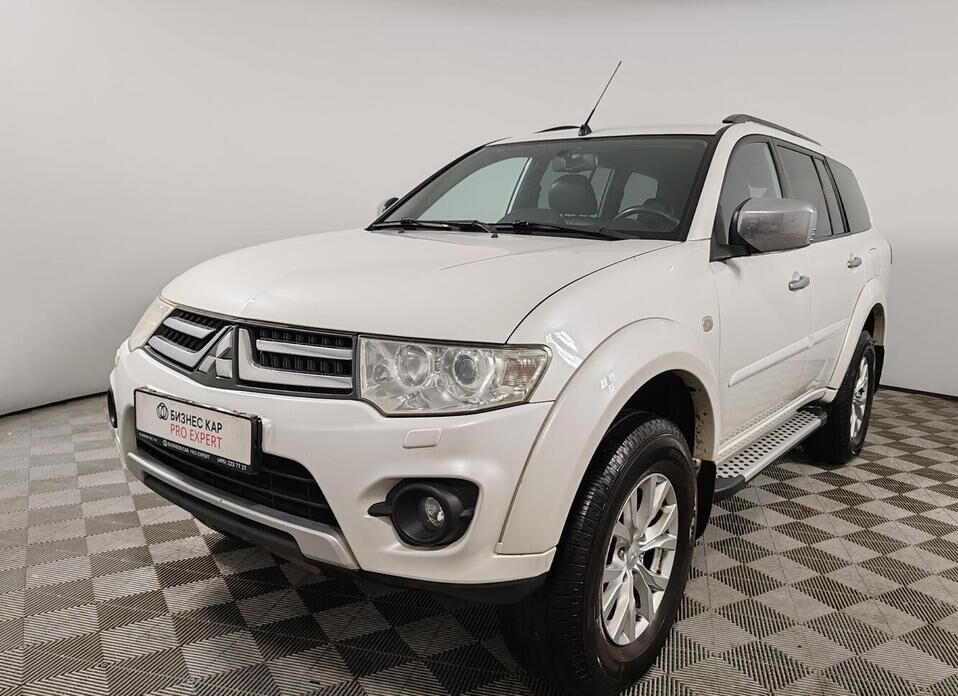 Mitsubishi Pajero Sport, II Рестайлинг 2.5d AT (178 л.с.) 4WD