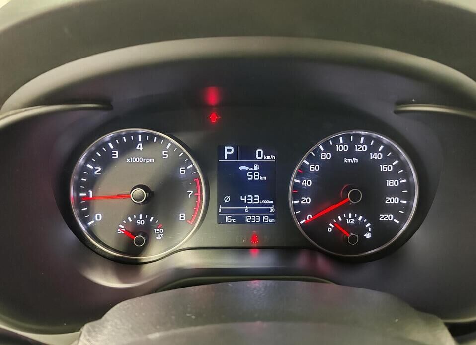 Kia Rio, IV 1.6 AT (123 л.с.)