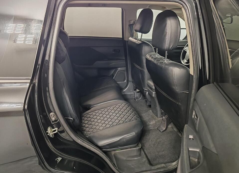 Mitsubishi Outlander, III Рестайлинг 3 2.0 CVT (146 л.с.)