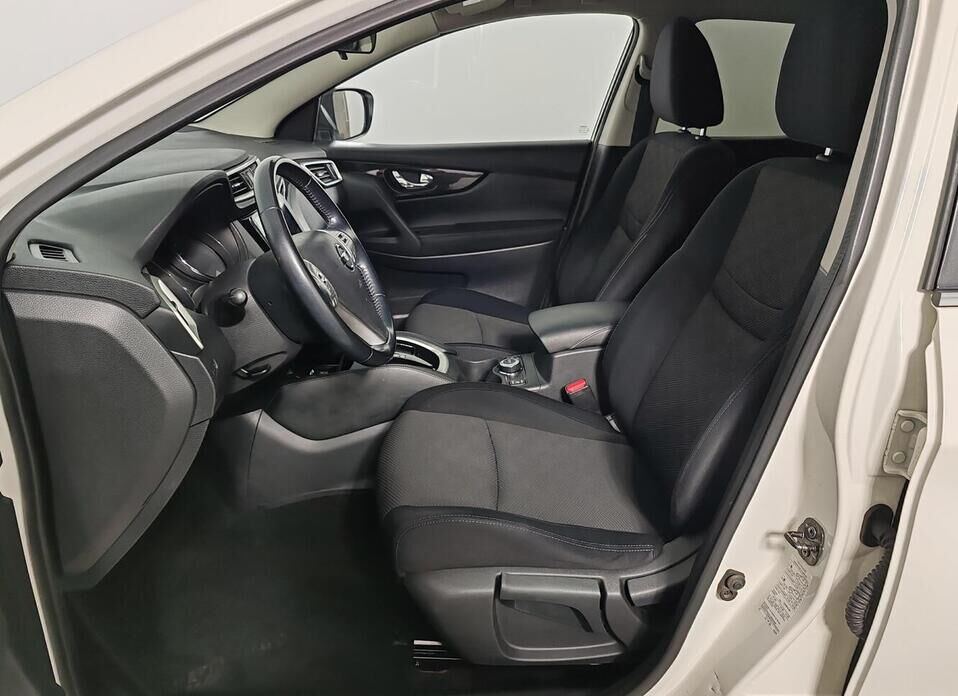 Nissan Qashqai, II 2.0 CVT (144 л.с.) 4WD