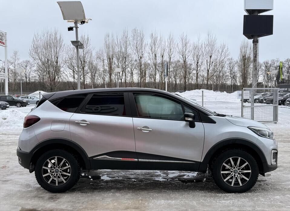 Renault Kaptur, I 2.0 AT (143 л.с.) 4WD