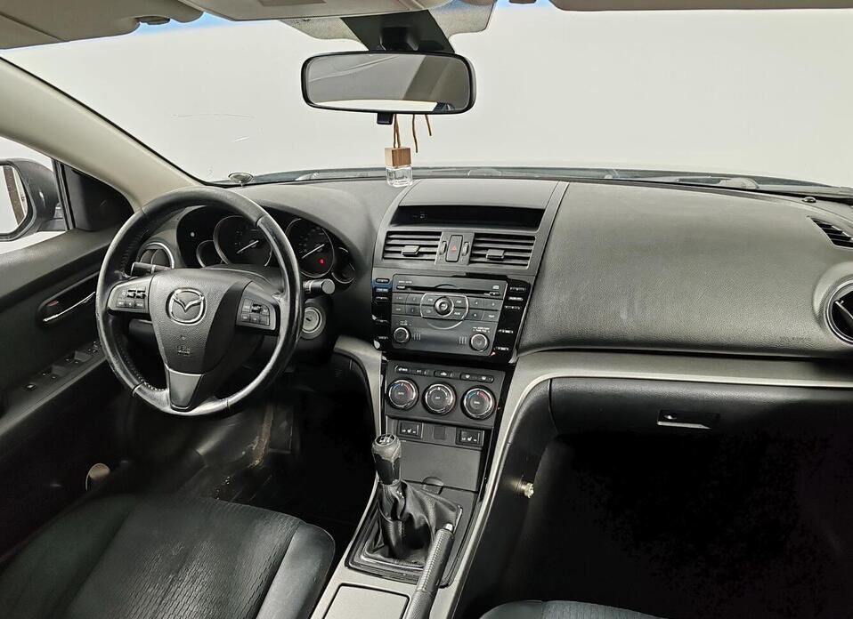 Mazda 6, II (GH) Рестайлинг 1.8 MT (120 л.с.)