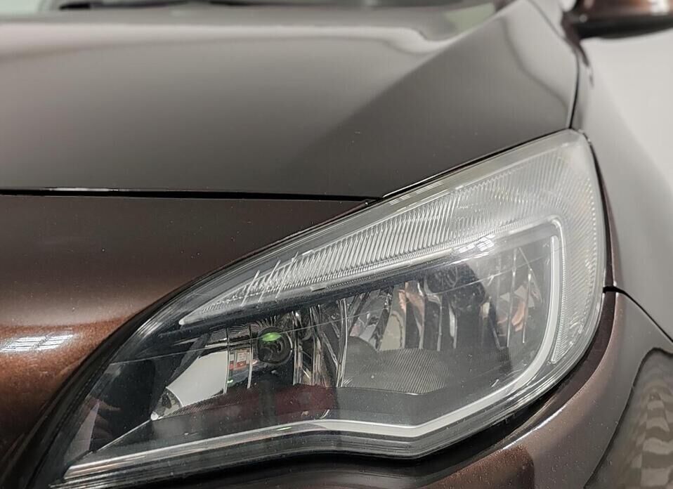 Opel Astra, J Рестайлинг 1.4 AT (140 л.с.)