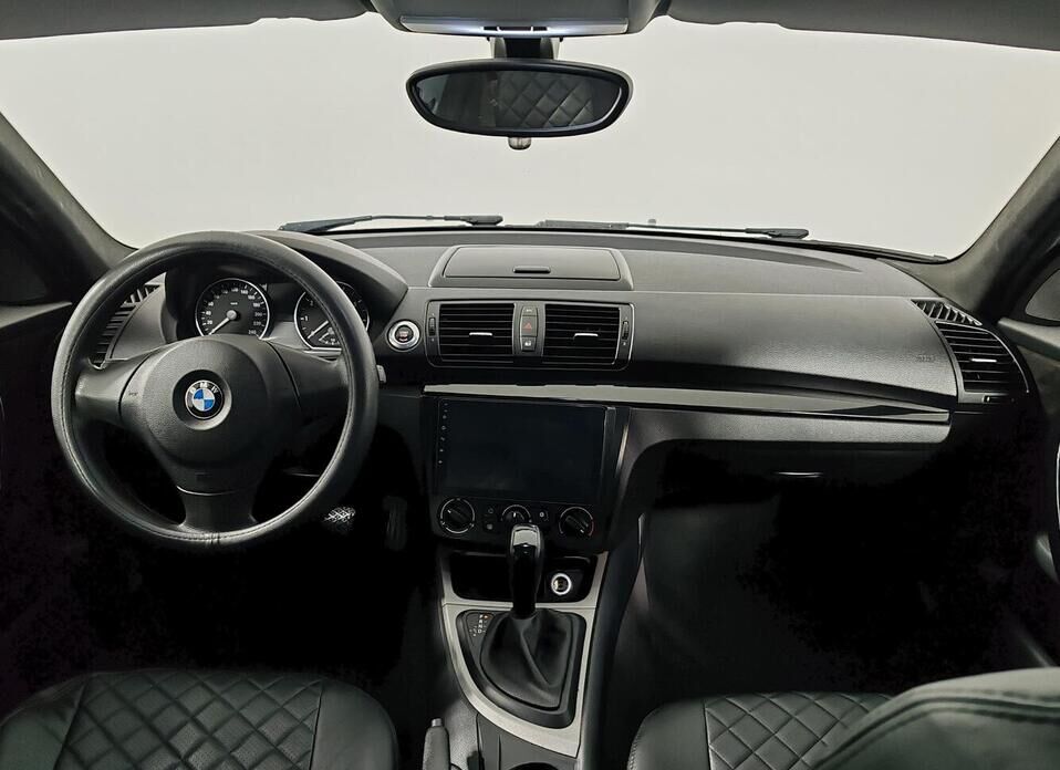 BMW 1 серии, I (E81/E82/E87/E88) Рестайлинг 118i 2.0 AT (136 л.с.)