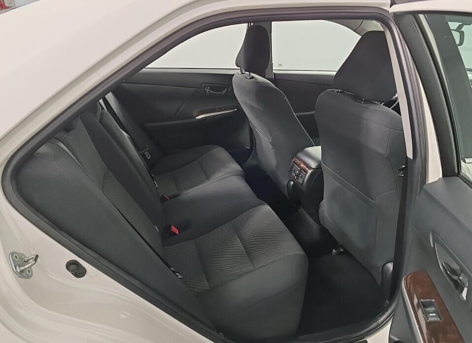 Toyota Camry, VII (XV50) Рестайлинг 2.5 AT (181 л.с.)