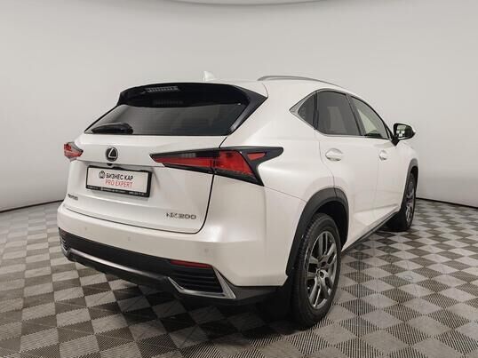 Lexus NX, I Рестайлинг, 2017 г., 131 470 км