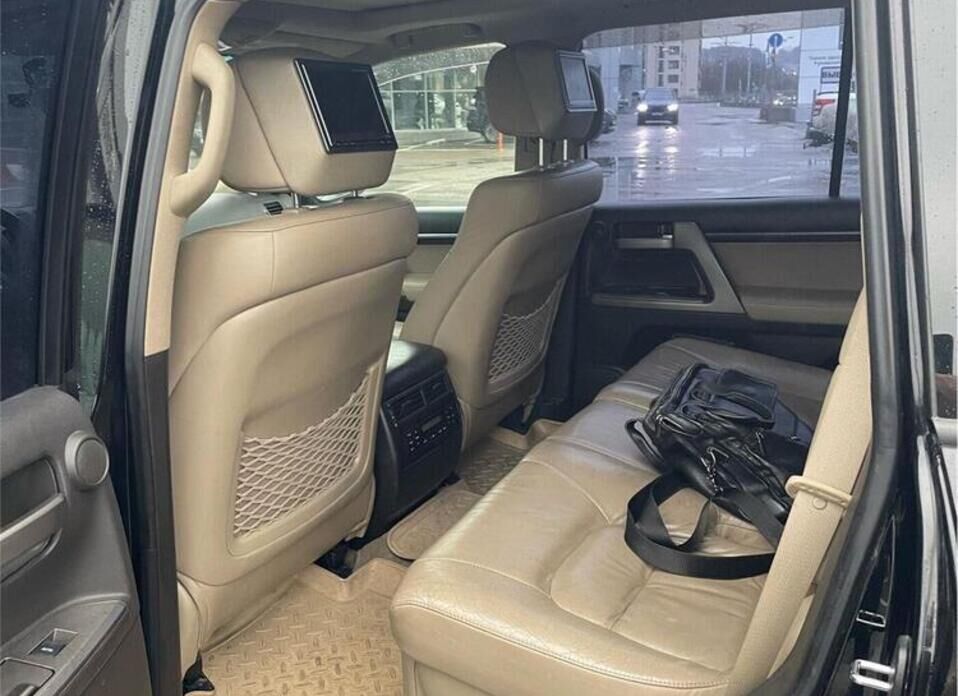 Toyota Land Cruiser, 200 Series 4.5d AT (235 л.с.) 4WD