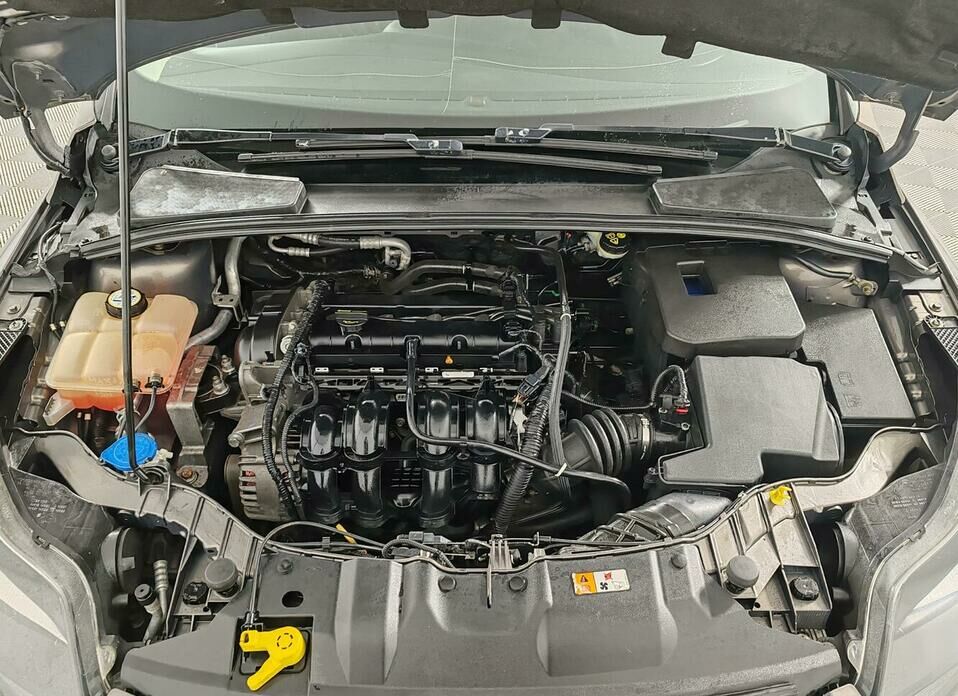 Ford Focus 1.6 MT (125 л.с.)