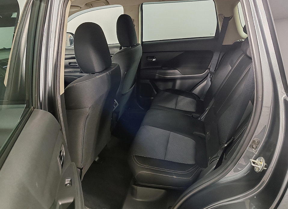 Mitsubishi Outlander, III Рестайлинг 3 2.0 CVT (146 л.с.) 4WD
