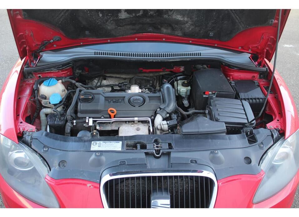 SEAT Leon, II Рестайлинг 2.0d AMT (140 л.с.)