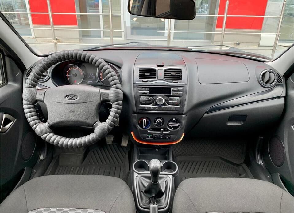 LADA (ВАЗ) Granta 1.6 MT (90 л.с.)