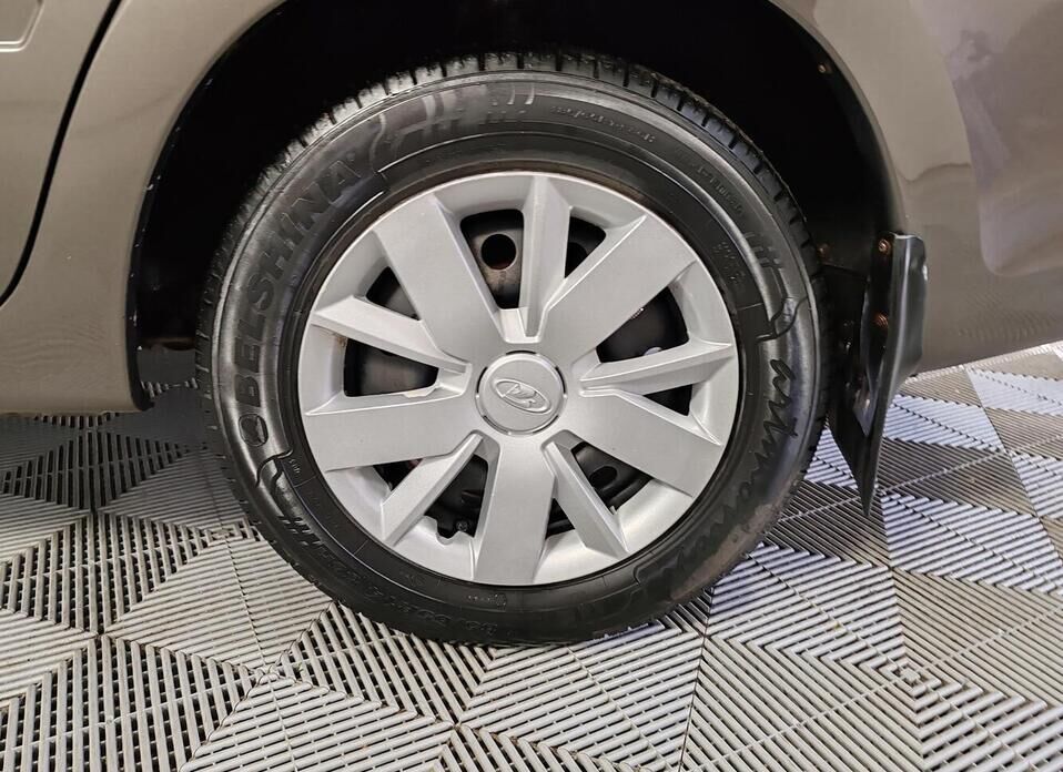 LADA (ВАЗ) Granta 1.6 MT (87 л.с.)