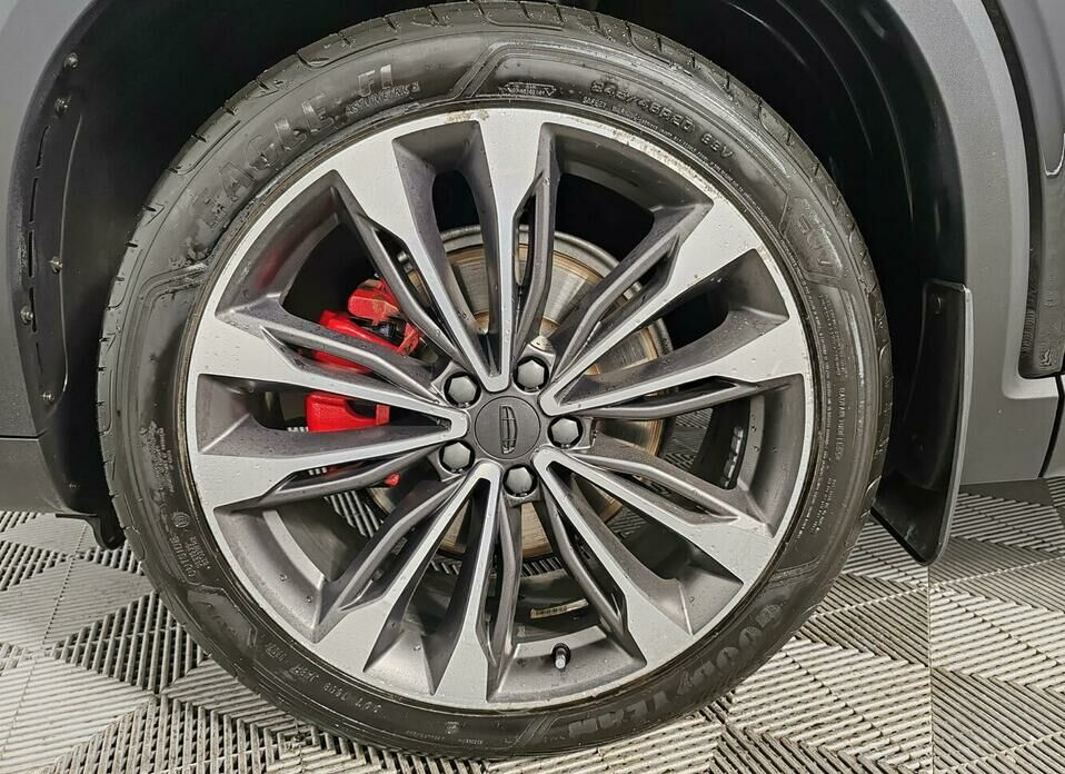Geely Tugella 2.0 AT (238 л.с.) 4WD