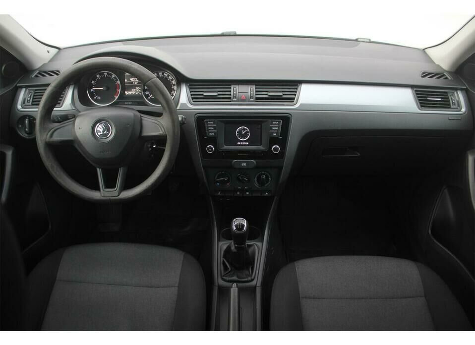 Skoda Rapid 1.6 MT (90 л.с.)