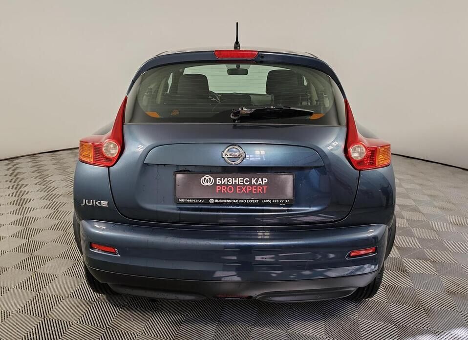 Nissan Juke, I 1.6 CVT (117 л.с.)