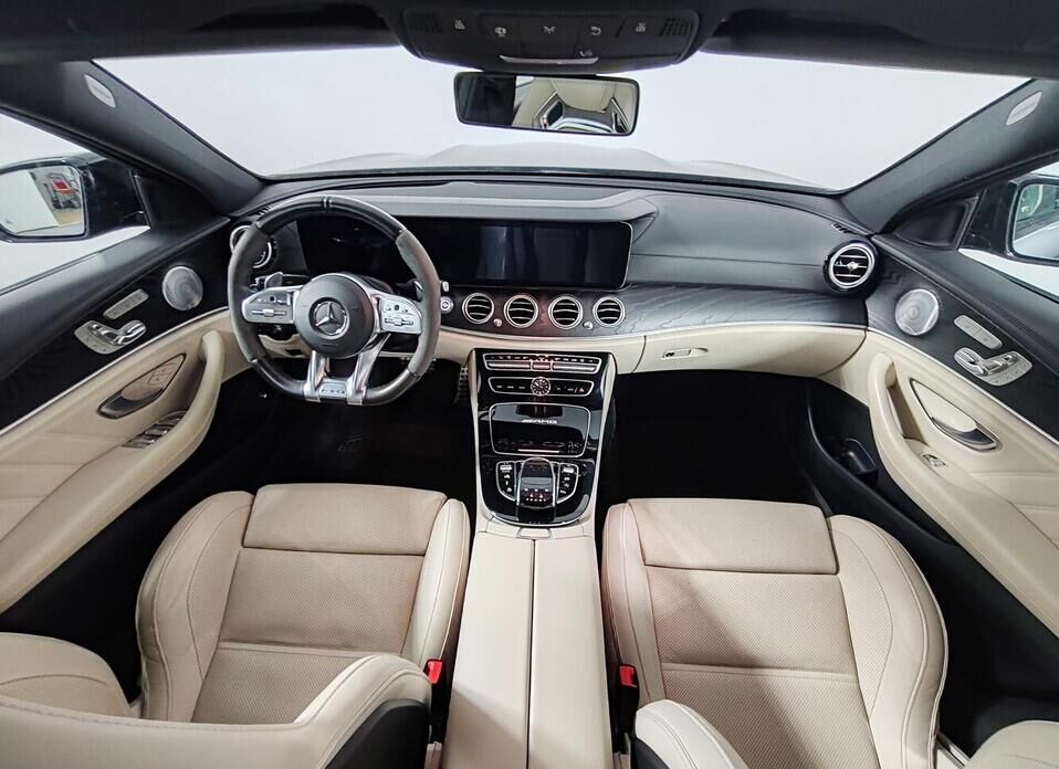 Mercedes-Benz E-Класс AMG, V (W213) 63 AMG S 4.0 AT (612 л.с.) 4WD