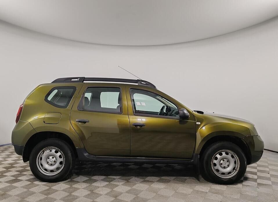 Renault Duster 2.0 AT (143 л.с.) 4WD