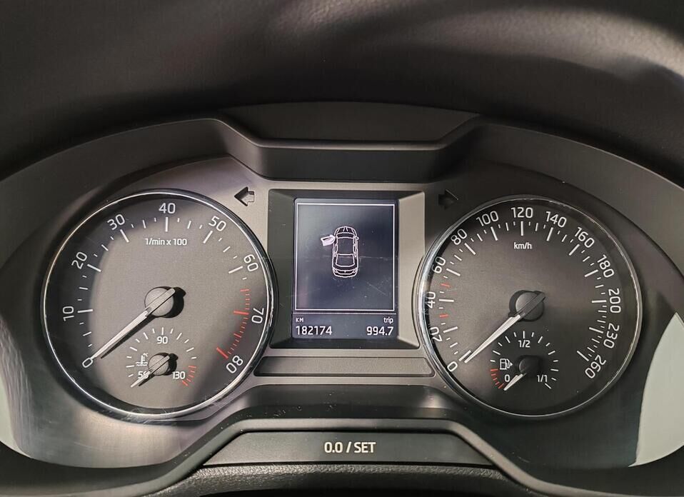Skoda Octavia 1.8 AMT (180 л.с.)