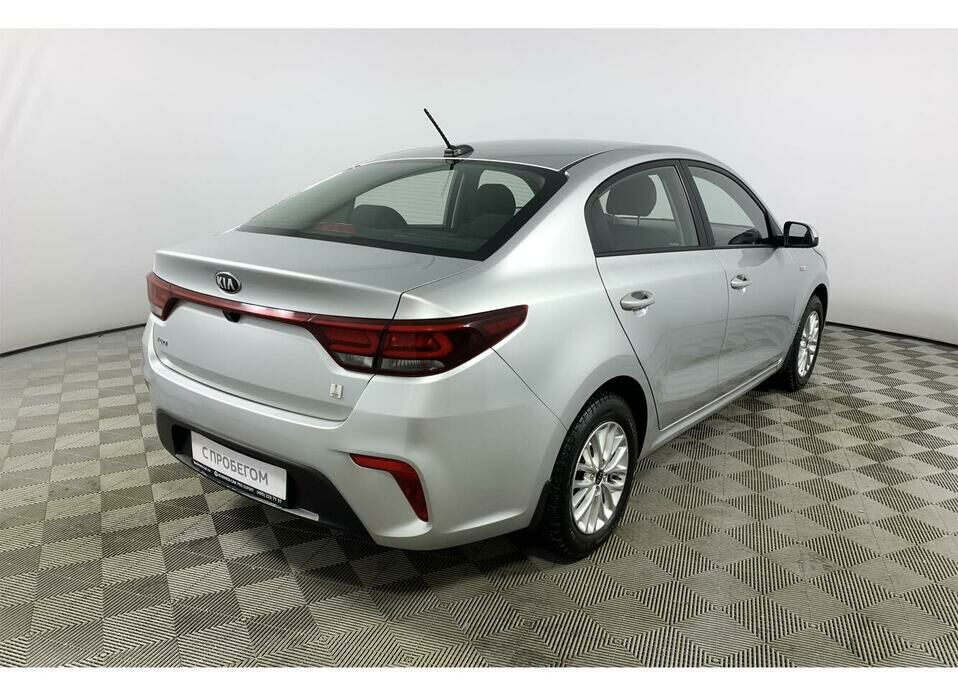 Kia Rio 1.6 AT (123 л.с.)