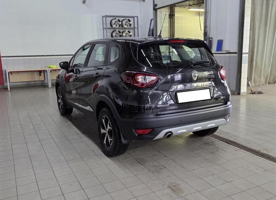 Renault Kaptur, I 2.0 MT (143 л.с.) 4WD