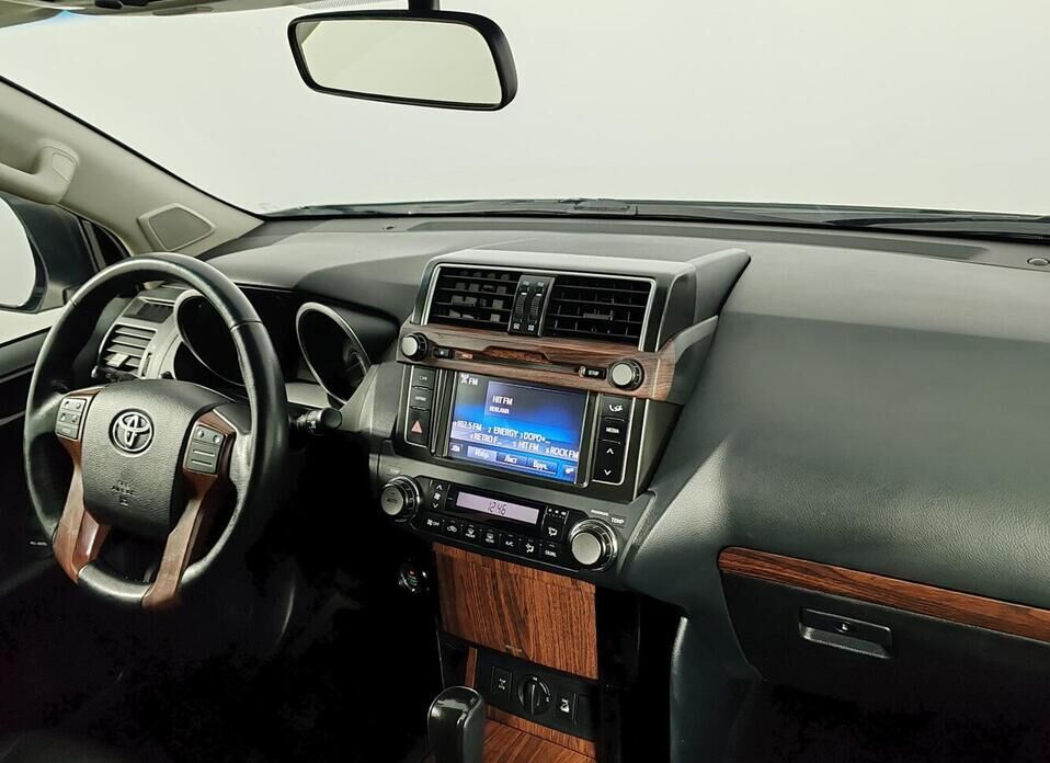 Toyota Land Cruiser Prado, 150 Series Рестайлинг 1 3.0d AT (173 л.с.) 4WD