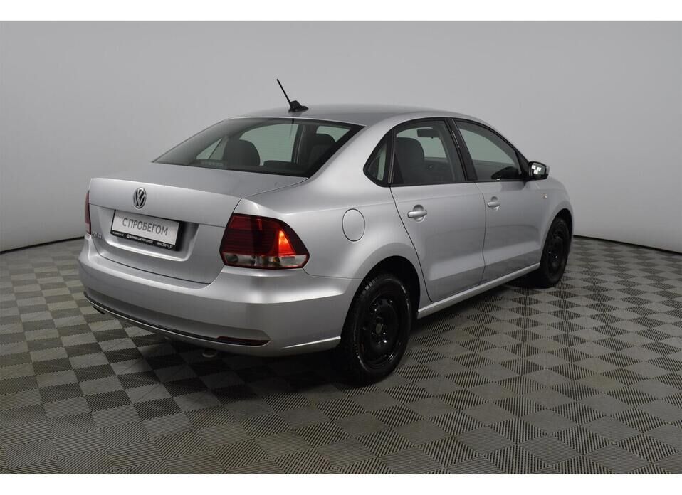 Volkswagen Polo, V Рестайлинг 1.6 AT (110 л.с.)