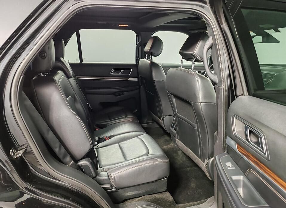 Ford Explorer, V Рестайлинг 3.5 AT (249 л.с.) 4WD