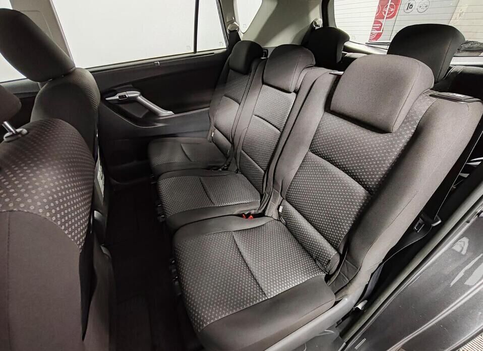 Toyota Verso, I 1.8 CVT (147 л.с.)