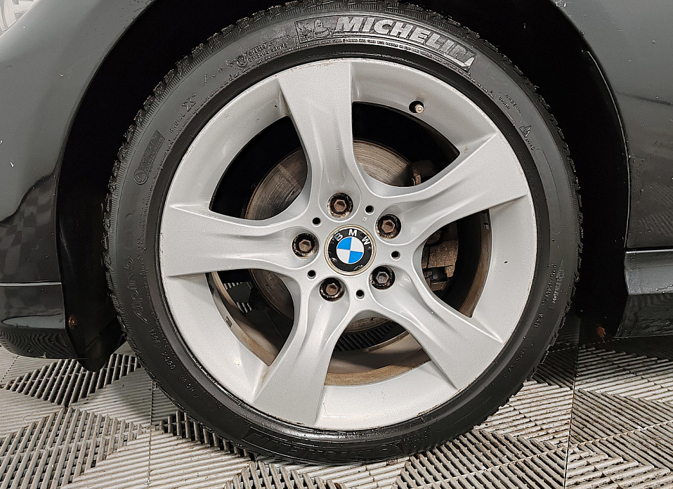 BMW 3 серии, V (E90/E91/E92/E93) Рестайлинг 320i 2.0 AT (156 л.с.)